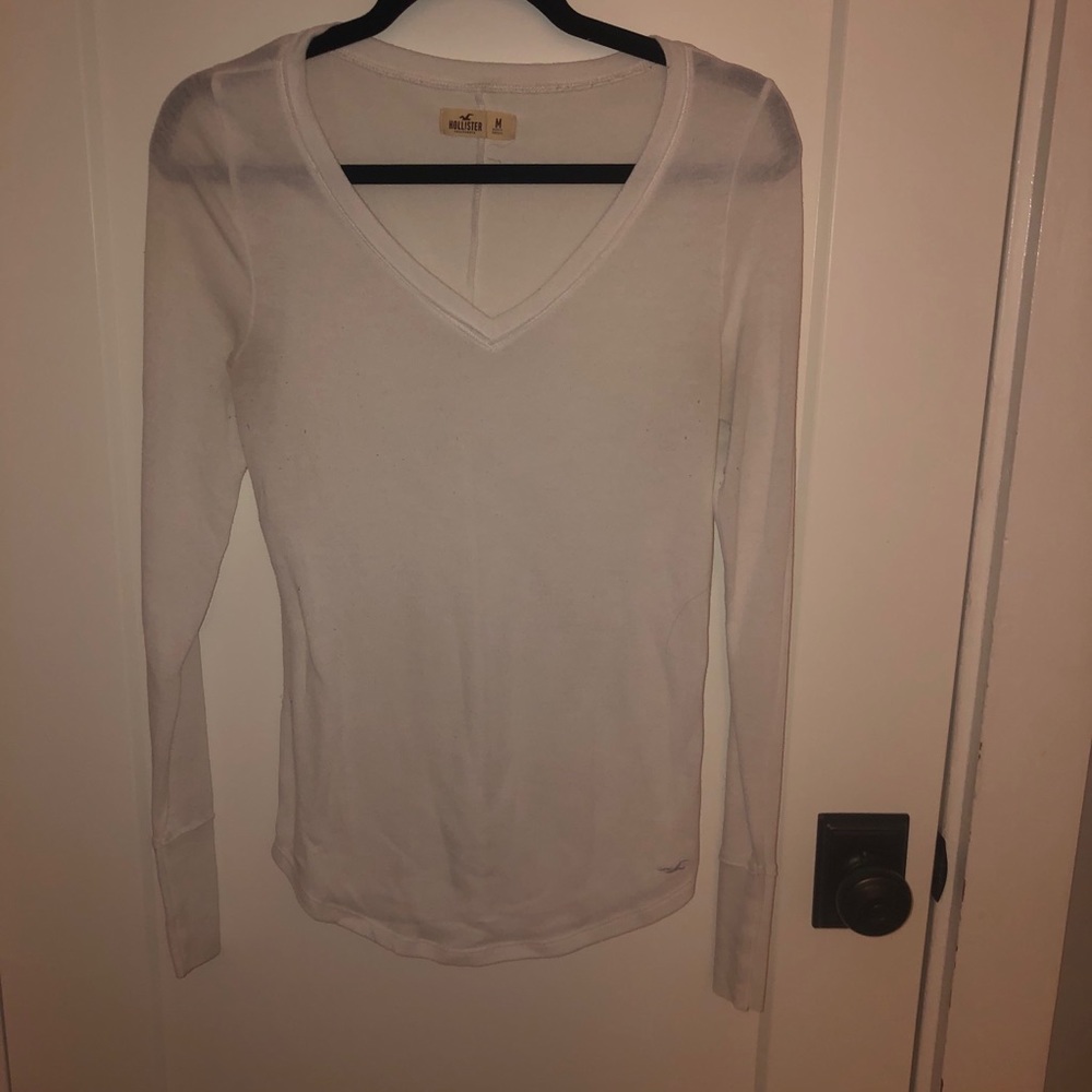 Hollister white long sleeved t-shirt